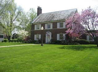 211 Wabash Ave, Mattoon, IL 61938