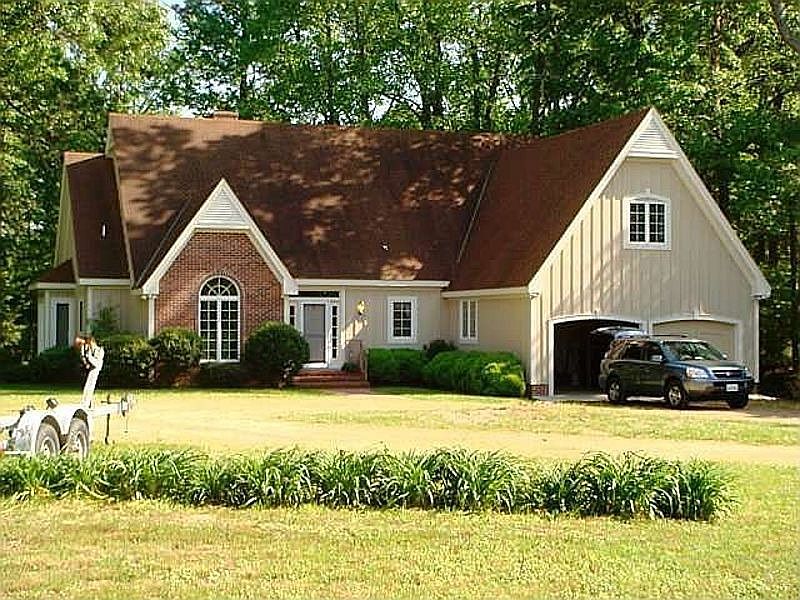 1st image of 153 Cove Dr