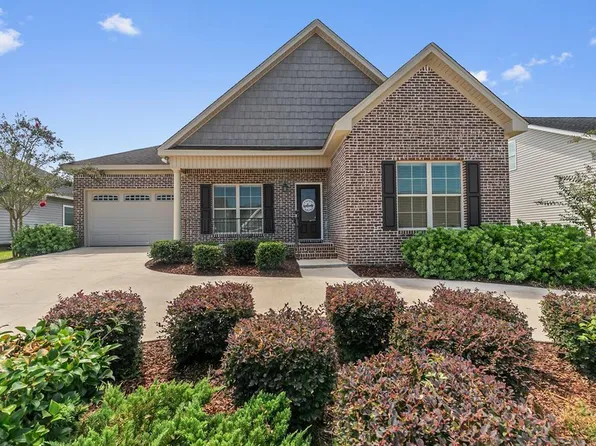 105 Gradic Ln, Dothan, AL 36301