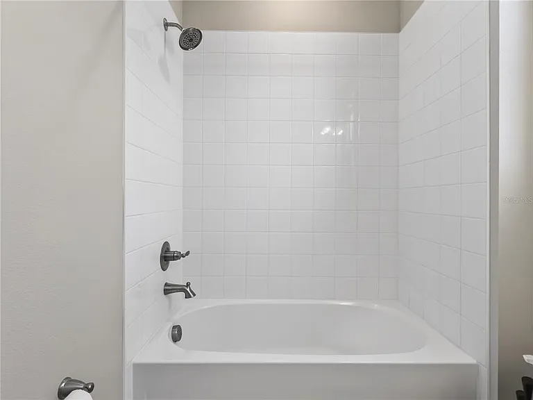 1465 Axel Graeson Ave — Photo 16