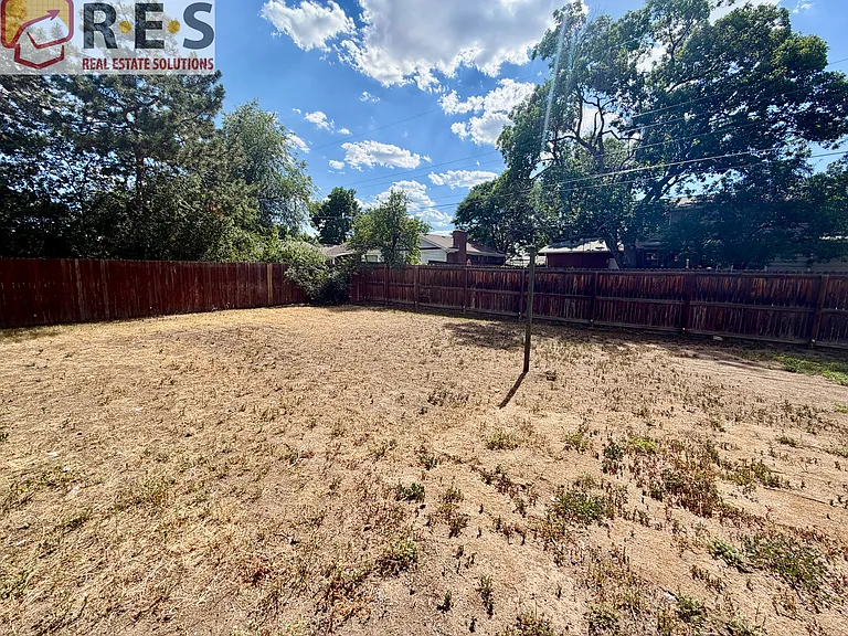 6631 S Race Cir W — Photo 14