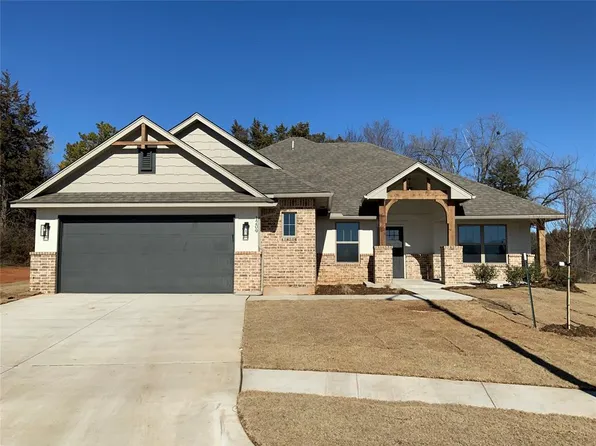 1209 Magnolia Dr, Noble, OK 73068