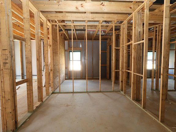 4th image of 8914 Blackwoods Ct