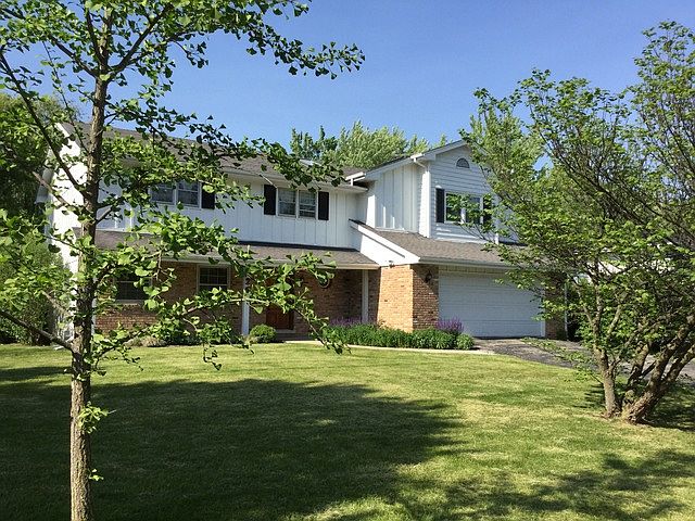 1st image of 25 Camberley Ct