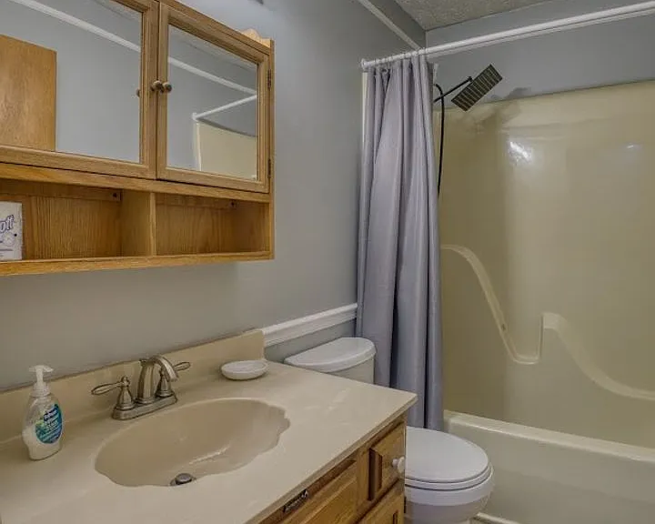 75 Forest Glen Dr — Photo 24