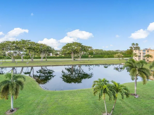 7145 Huntington Lane #402, Delray Beach, FL 33446