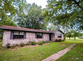 307 Parker Ln, Elkins, AR 72727