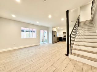 6032 Romaine St #4, Los Angeles, CA 90038