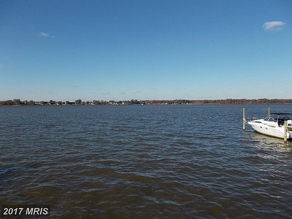 Sweeping views of the river