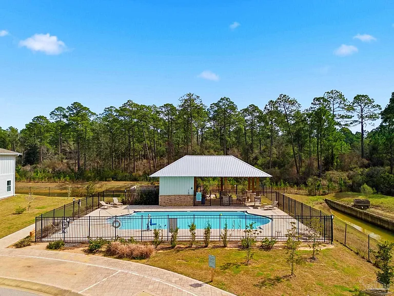 9422 Nature Creek Ln — Photo 23