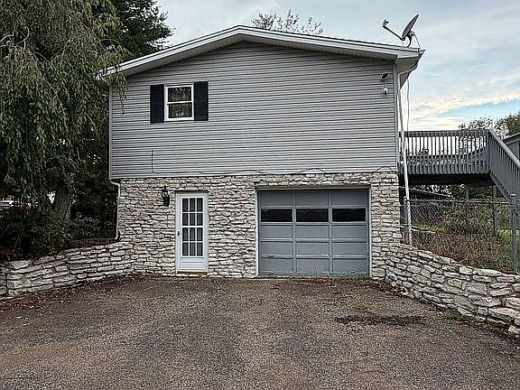 3rd image of 206 North St