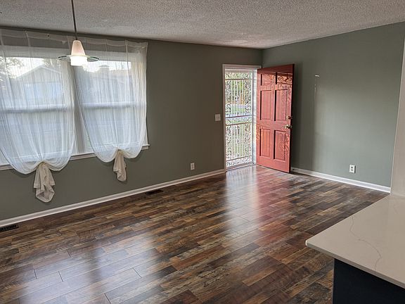2nd image of 3862 Dubois Dr