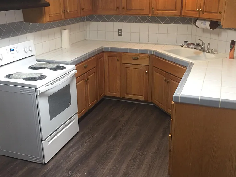 12010 Woodbine Ln SW — Photo 9