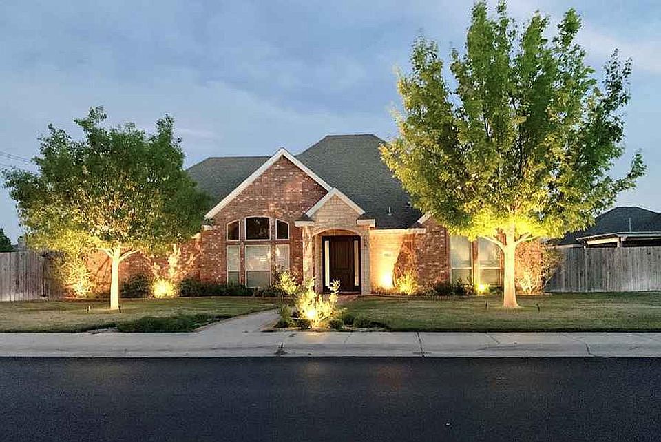 1st image of 4901 Hilltop Dr