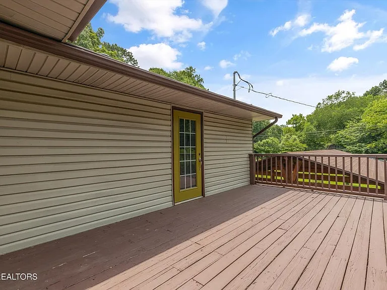 1301 Chert Pit Rd — Photo 29