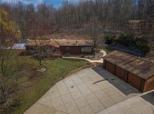 208 Georgetown Rd, Beaver Falls, PA 15010