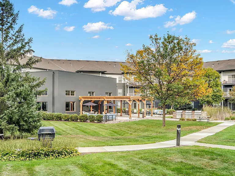 Chaska Place Apartments — Photo 45