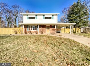 8122 Truro Ct, Springfield, VA 22152