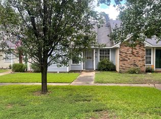 9485 Woodcrest Dr, Shreveport, LA 71118