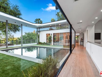 15941 Skytop Rd, Encino, CA, 91436