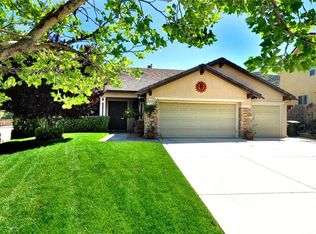 169 Alabaster Loop, Perris, CA 92570