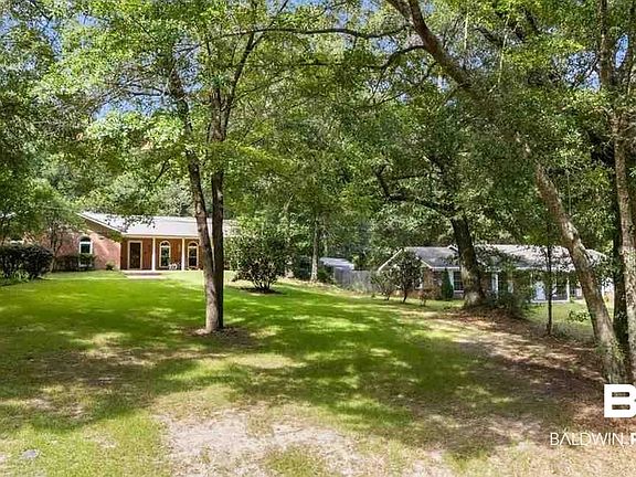 4th image of 915 Caroline Ave