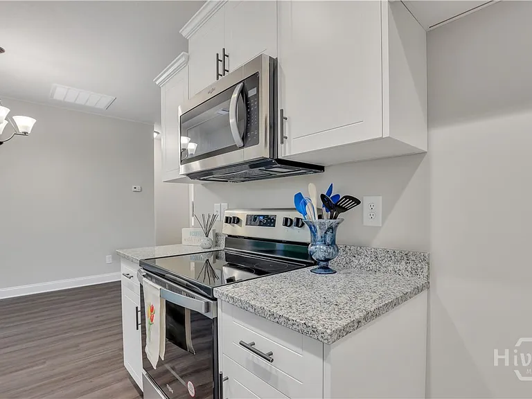 122 Smithfield Dr #B — Photo 15
