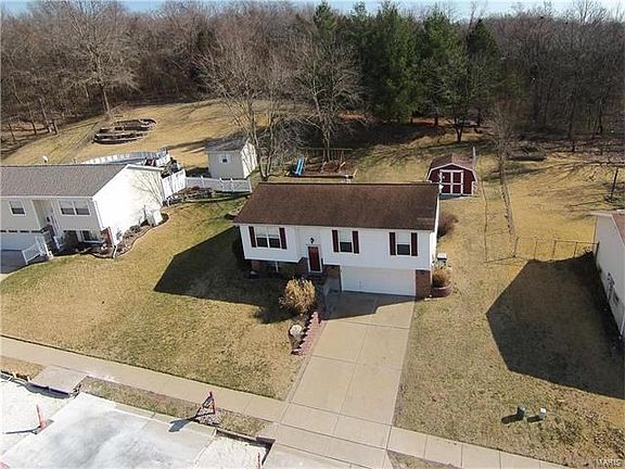 Backs to Nature Preserve, Don't have to worry about anyone ever building behind you!