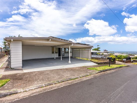 2235 Akeukeu St, Pearl City, HI 96782