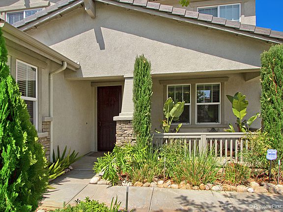 3rd image of 29162 Castle Cove Ct