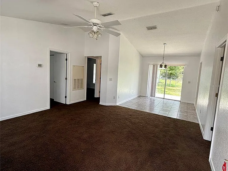 11018 SE 56th Ave — Photo 2