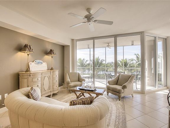 5th image of 4192 Bay Beach Ln Unit 833