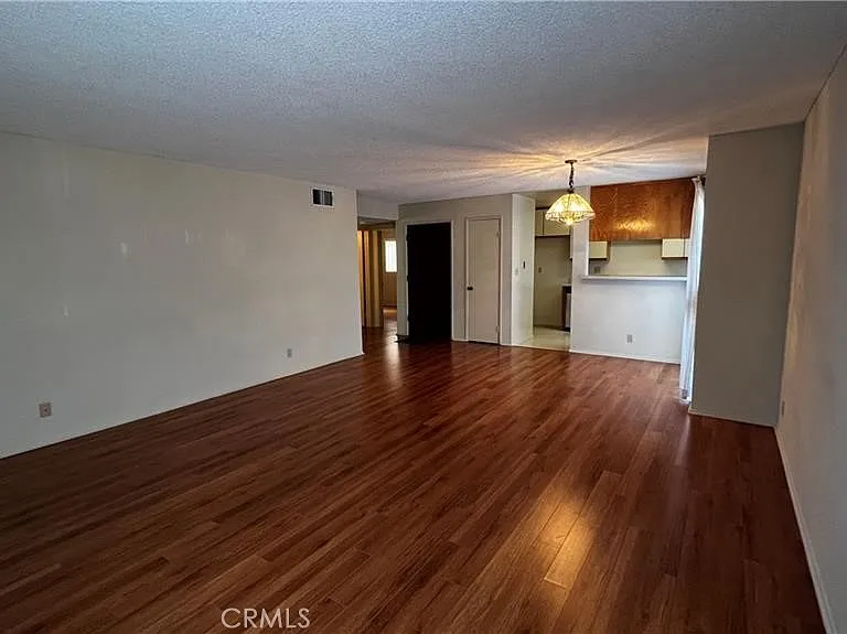 410 Milford St #102 — Photo 7
