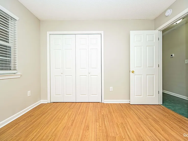 124 Spring Valley Cir — Photo 9