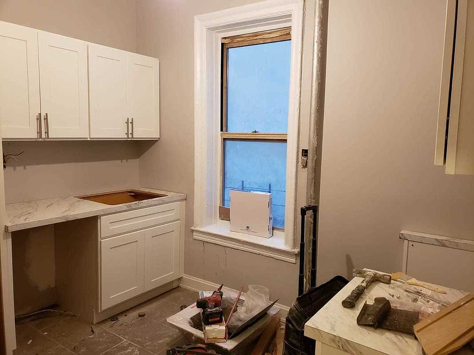 2nd image of 1179 President St APT A1