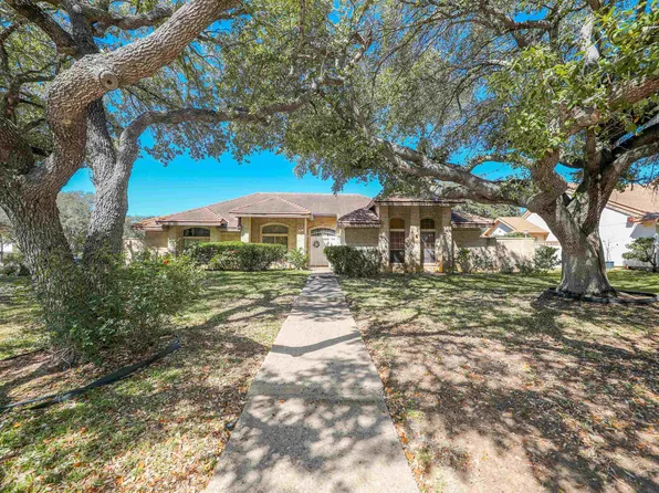 1500 Demaret Ct, Laredo, TX 78045