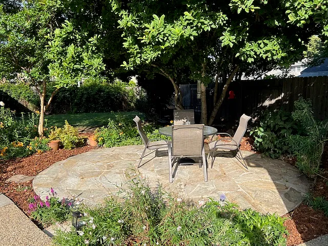 176 San Antonio Way — Photo 15