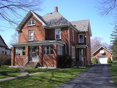 1st image of 419 Erie St