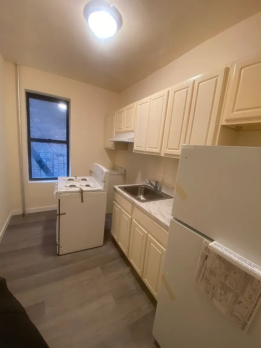 36 Kenilworth Place — Photo 1