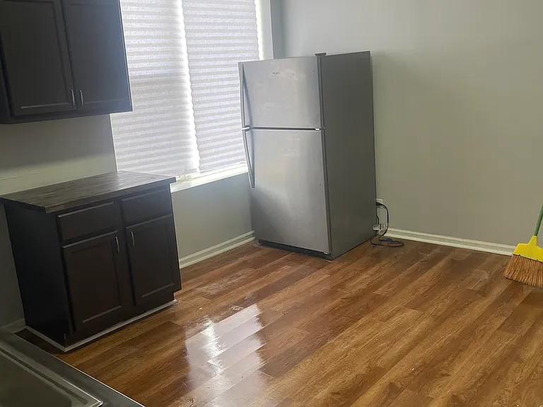 1537 S Saint Louis Ave #3F — Photo 5