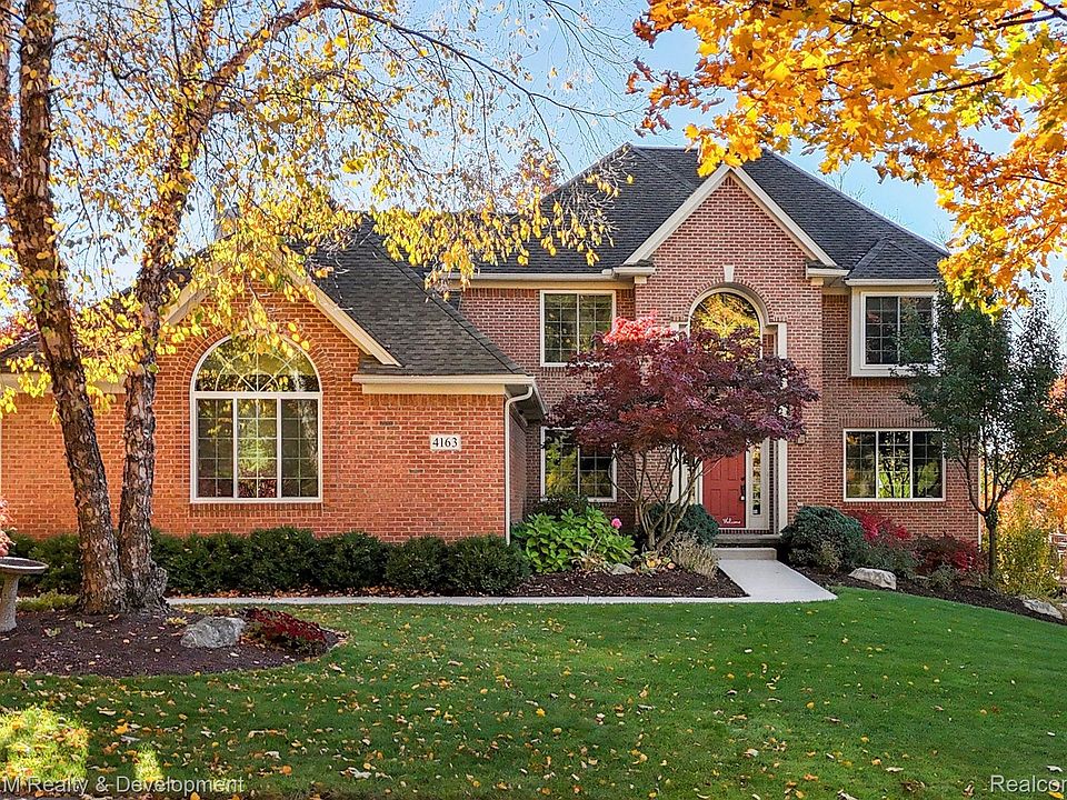 1st image of 4163 Delphine Dr