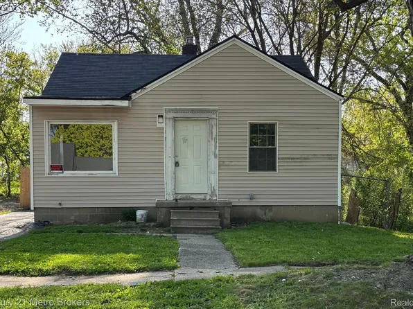 2001 N Lynch St, Flint, MI 48506