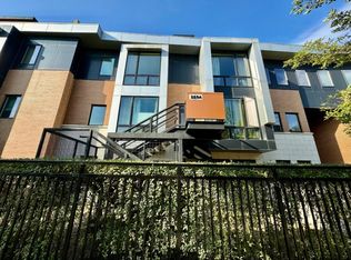 2234 W Madison St UNIT 301, Chicago, IL 60612