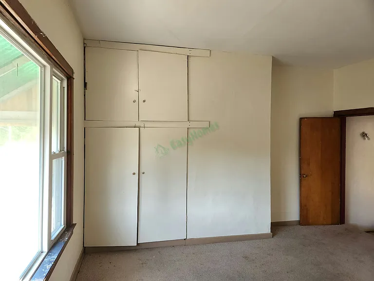 145 Virginia St — Photo 6