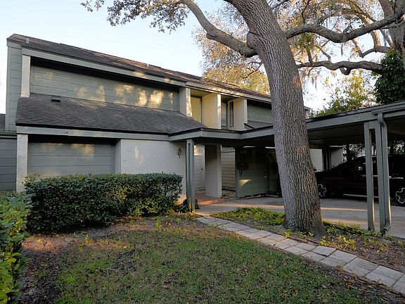 2nd image of 1938 Woodcrest Dr