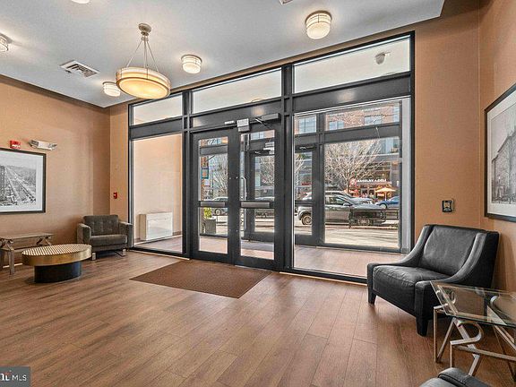 2nd image of 3201 Saint Paul St Unit 418