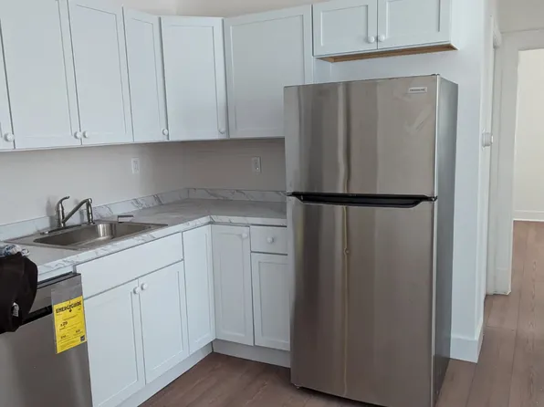 152 Oak Street, 152 Oak St #1N, New Britain, CT 06051