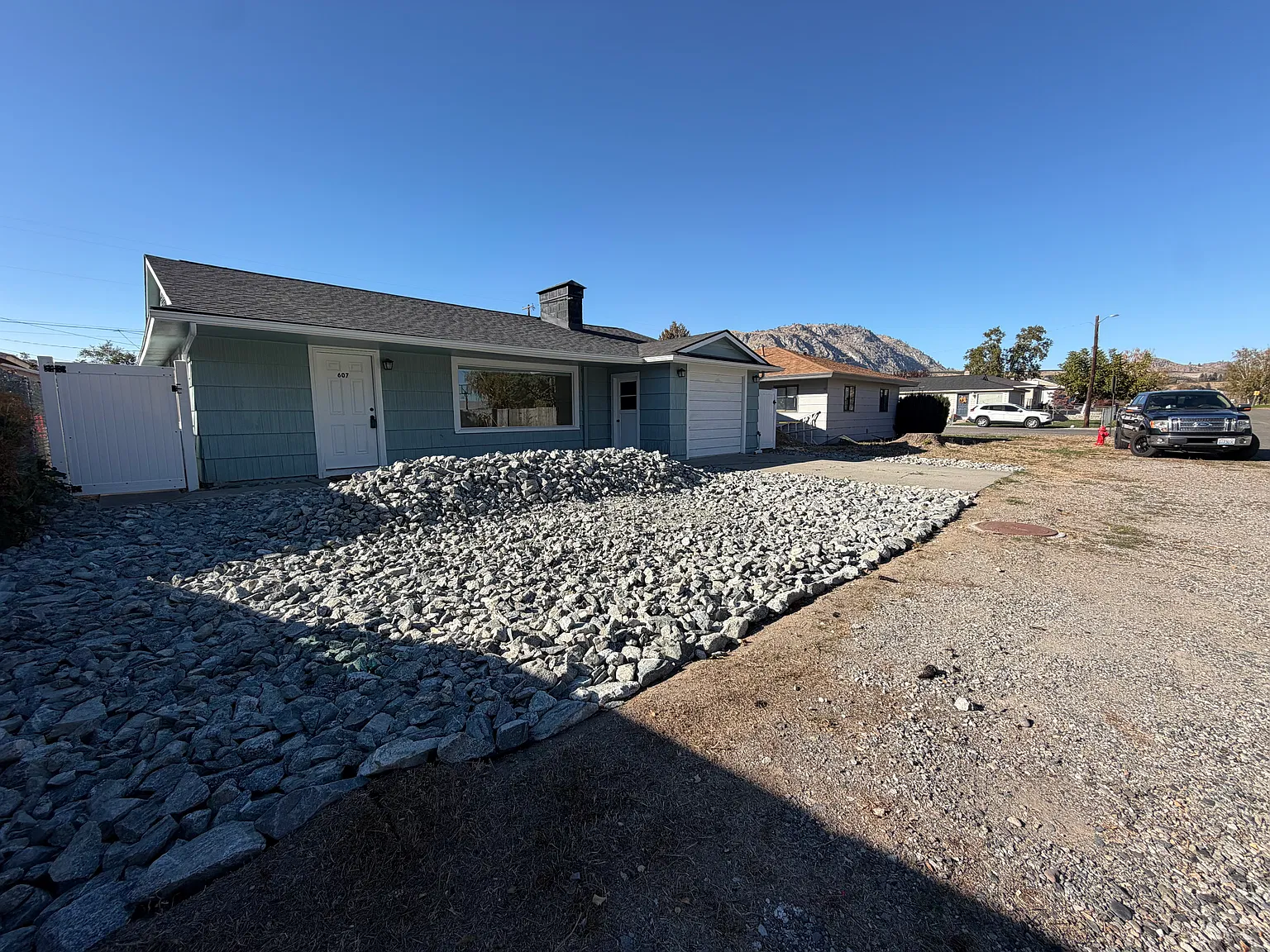 2 bed, 925 sqft, $2,000 — Photo 4