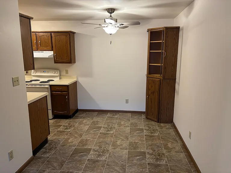 Pineview — Photo 28