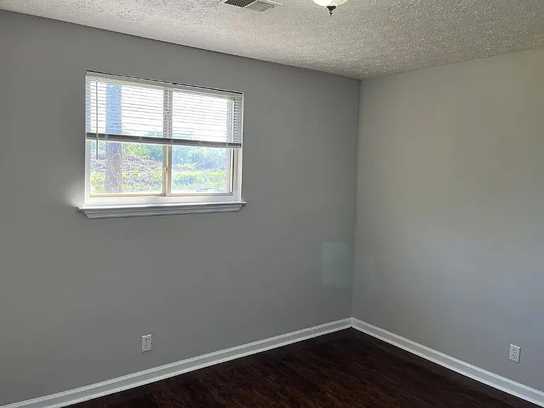 The Flats at 1200 — Photo 16